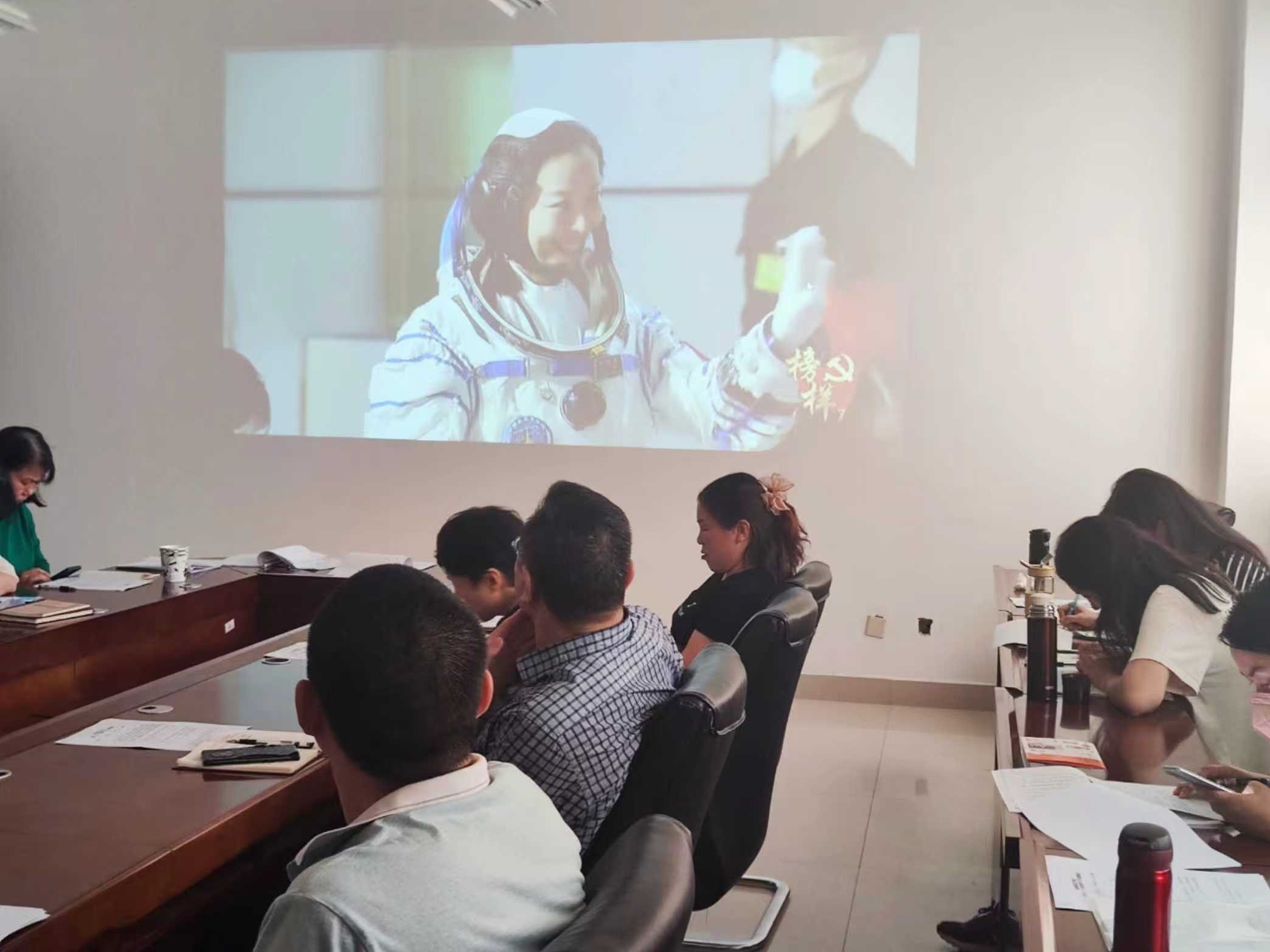 微信图片_20230421174446.jpg 微信图片_20230421174446.jpg