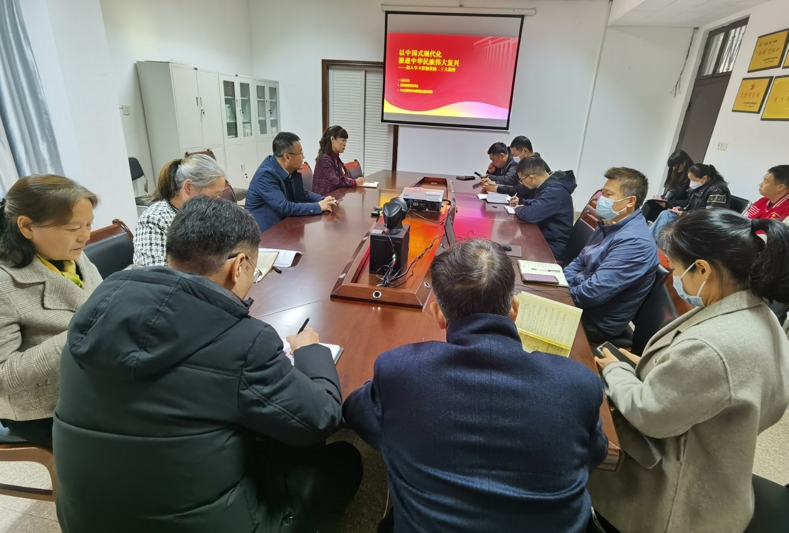 宣讲2.jpg 宣讲2.jpg